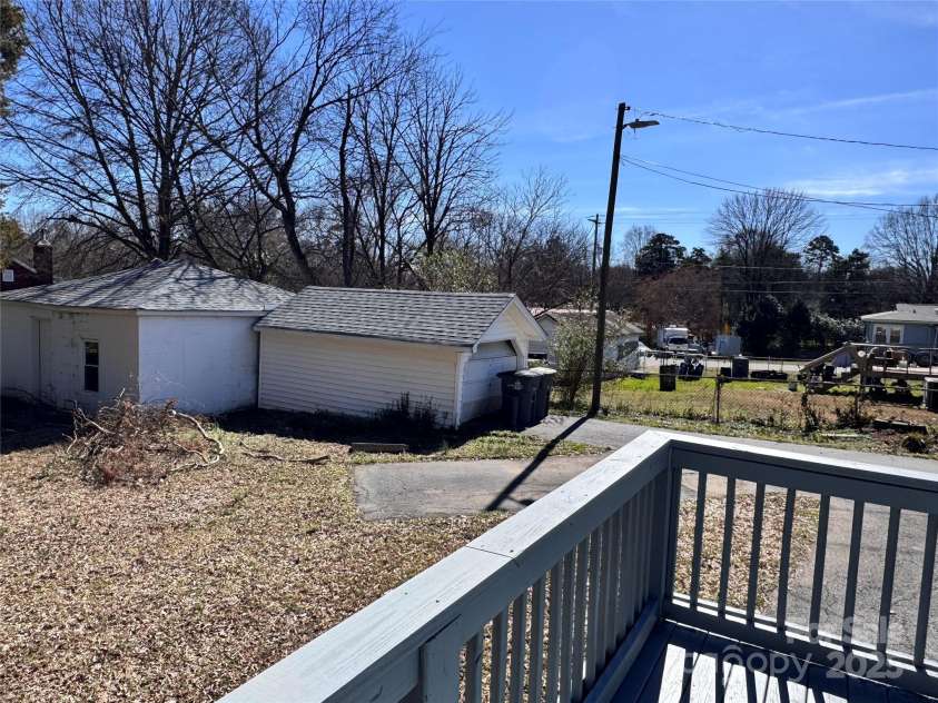 2507 Florida Avenue, Kannapolis, NC 28083.  MLS# CAR4223850, YatesRealty ID 8105. 