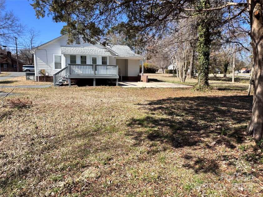 2507 Florida Avenue, Kannapolis, NC 28083.  MLS# CAR4223850, YatesRealty ID 8105. 