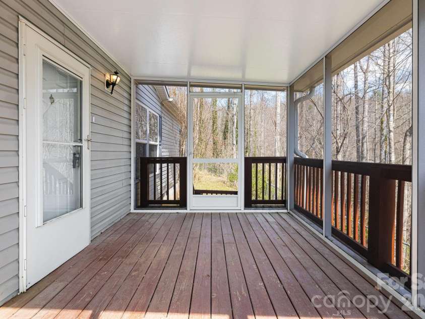 403 Youngs Gap Road, Fletcher, NC 28732.  MLS# CAR4363719, YatesRealty ID 8105. 