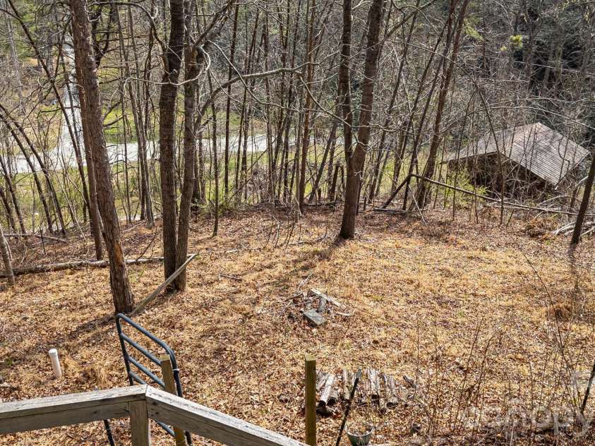403 Youngs Gap Road, Fletcher, NC 28732.  MLS# CAR4363719, YatesRealty ID 8105. 