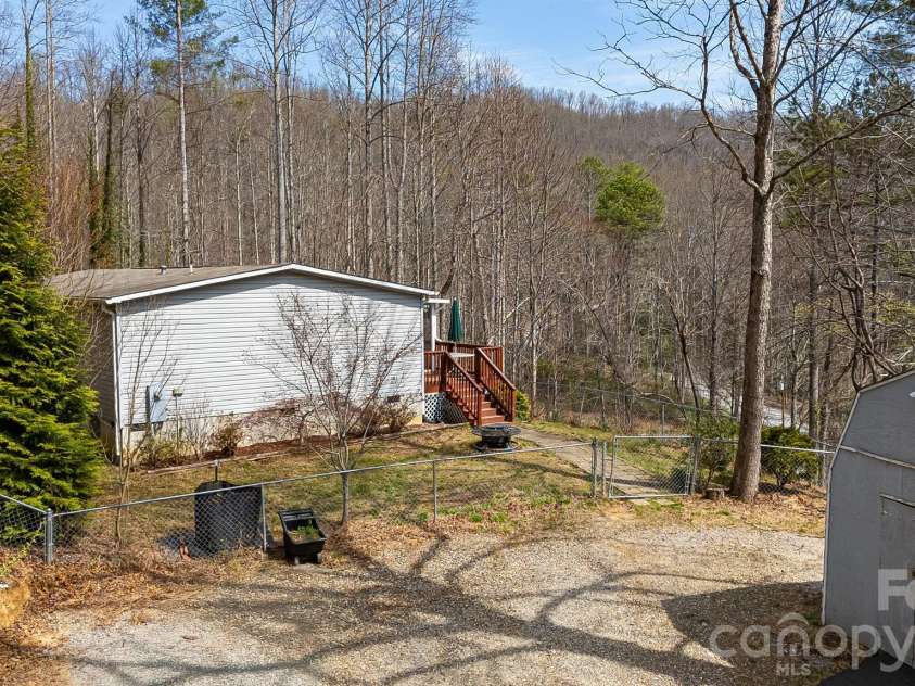 403 Youngs Gap Road, Fletcher, NC 28732.  MLS# CAR4363719, YatesRealty ID 8105. 