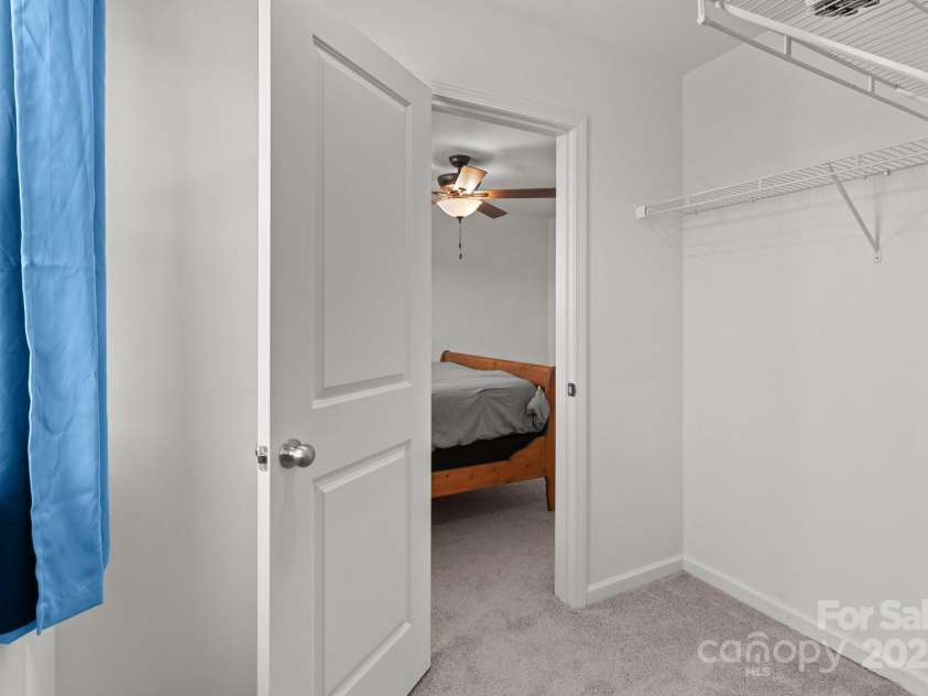 1109 Freeman View Drive, Albemarle, NC 28001.  MLS# CAR4190594, YatesRealty ID 8106. 
