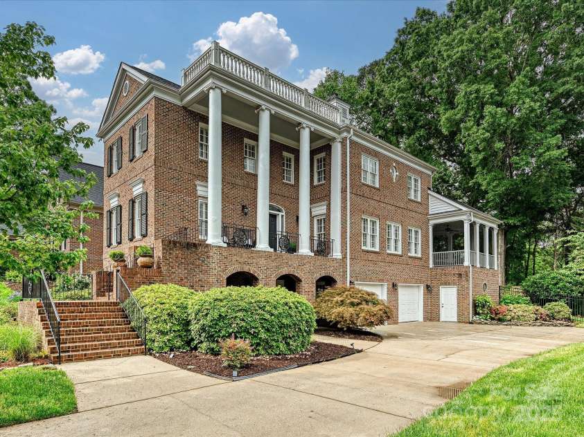 8623 Tullamore Park Circle, Charlotte, NC 28226.  MLS# CAR4242988, YatesRealty ID 8107. 