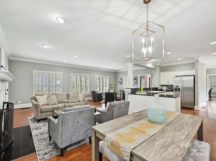 8623 Tullamore Park Circle, Charlotte, NC 28226.  MLS# CAR4242988, YatesRealty ID 8107. 