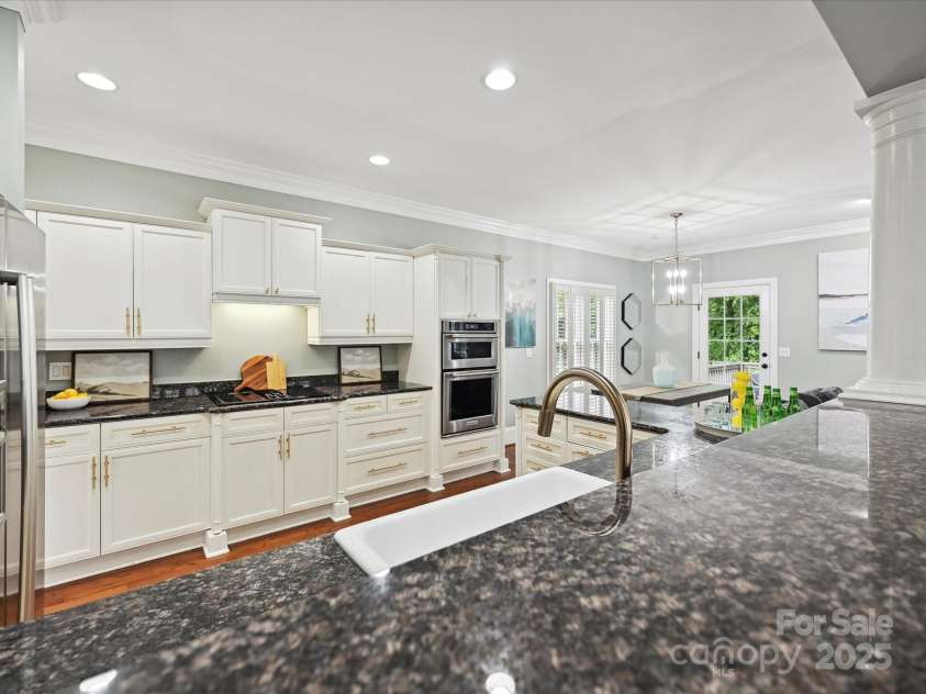 8623 Tullamore Park Circle, Charlotte, NC 28226.  MLS# CAR4242988, YatesRealty ID 8107. 