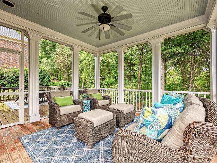 8623 Tullamore Park Circle, Charlotte, NC 28226.  MLS# CAR4242988, YatesRealty ID 8107. 