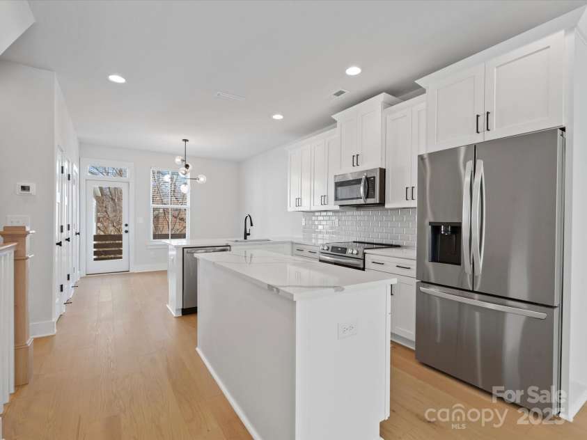 1122 Pegram Crossing Drive, Charlotte, NC 28205.  MLS# CAR4218079, YatesRealty ID 8111. 