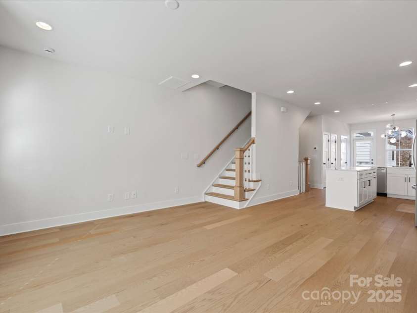 1122 Pegram Crossing Drive, Charlotte, NC 28205.  MLS# CAR4218079, YatesRealty ID 8111. 