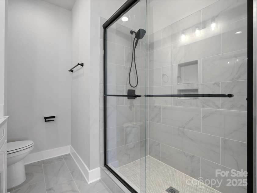 1122 Pegram Crossing Drive, Charlotte, NC 28205.  MLS# CAR4218079, YatesRealty ID 8111. 