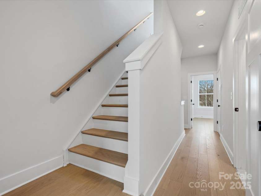 1122 Pegram Crossing Drive, Charlotte, NC 28205.  MLS# CAR4218079, YatesRealty ID 8111. 