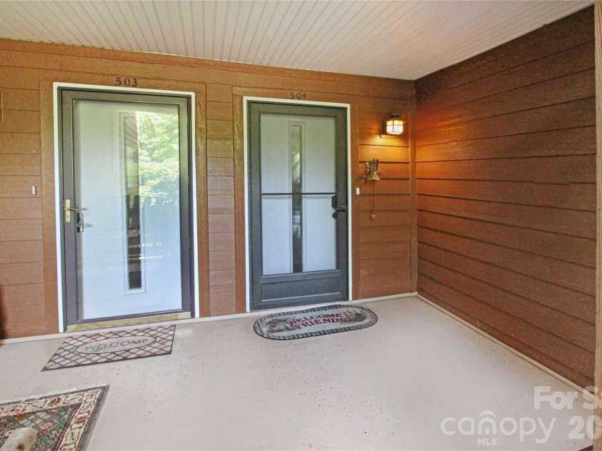 121 Toxaway Views Drive, Lake Toxaway, NC 28747.  MLS# CAR4414646, YatesRealty ID 8111. 