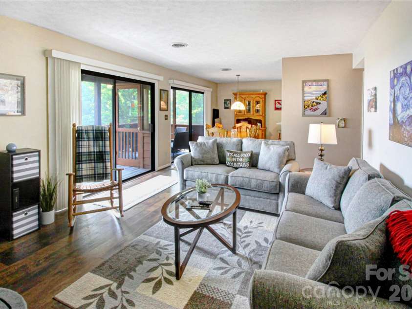 121 Toxaway Views Drive, Lake Toxaway, NC 28747.  MLS# CAR4414646, YatesRealty ID 8111. 