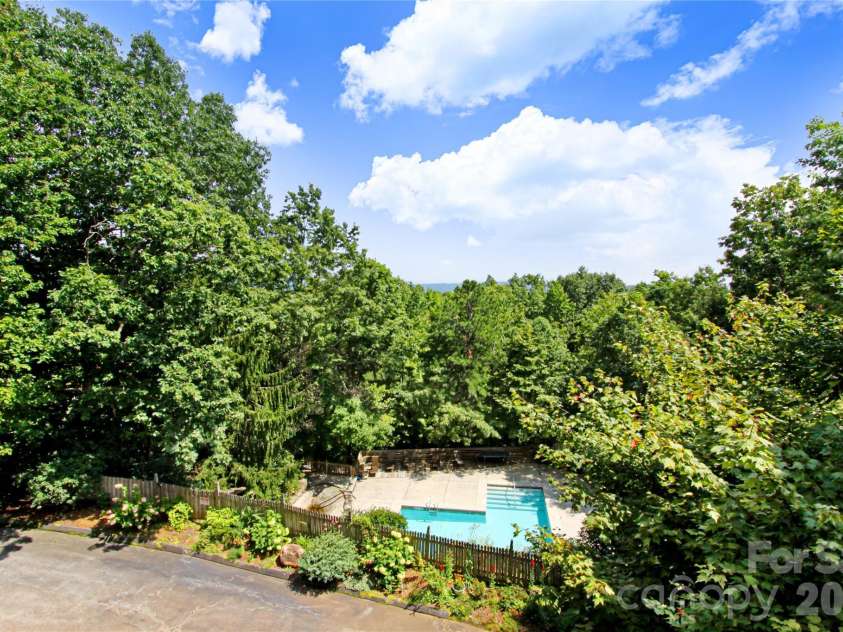 121 Toxaway Views Drive, Lake Toxaway, NC 28747.  MLS# CAR4414646, YatesRealty ID 8111. 