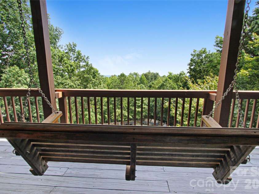 121 Toxaway Views Drive, Lake Toxaway, NC 28747.  MLS# CAR4414646, YatesRealty ID 8111. 