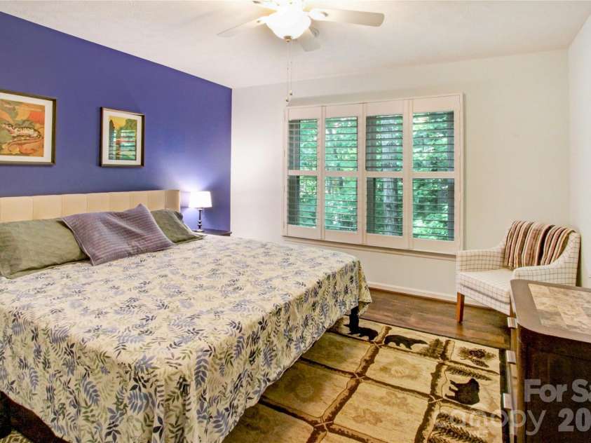 121 Toxaway Views Drive, Lake Toxaway, NC 28747.  MLS# CAR4414646, YatesRealty ID 8111. 