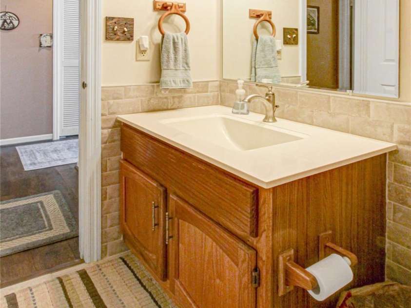 121 Toxaway Views Drive, Lake Toxaway, NC 28747.  MLS# CAR4414646, YatesRealty ID 8111. 
