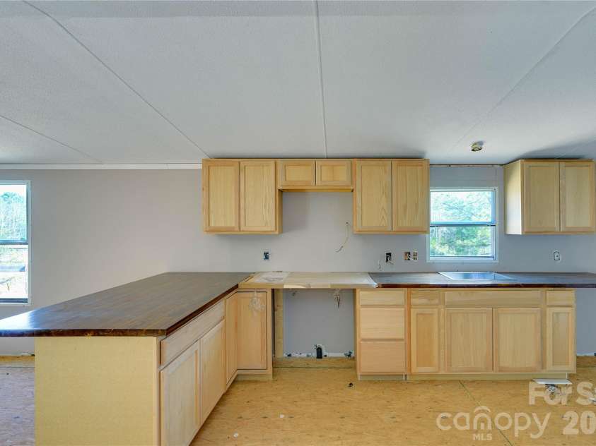 143 Forest View Lane, Mooresboro, NC 28114.  MLS# CAR4362577, YatesRealty ID 8112. 