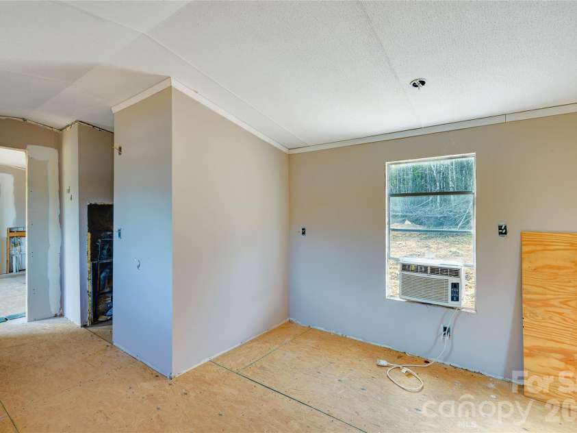 143 Forest View Lane, Mooresboro, NC 28114.  MLS# CAR4362577, YatesRealty ID 8112. 