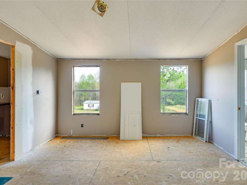 143 Forest View Lane, Mooresboro, NC 28114.  MLS# CAR4362577, YatesRealty ID 8112. 