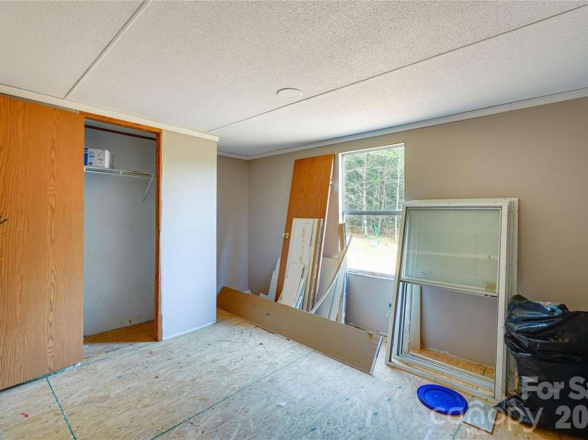 143 Forest View Lane, Mooresboro, NC 28114.  MLS# CAR4362577, YatesRealty ID 8112. 