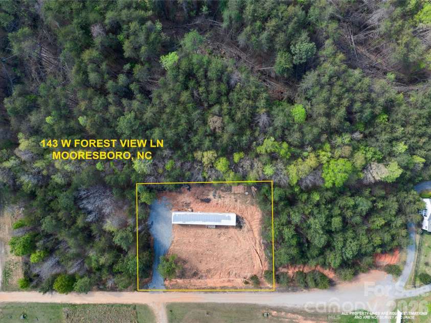 143 Forest View Lane, Mooresboro, NC 28114.  MLS# CAR4362577, YatesRealty ID 8112. 
