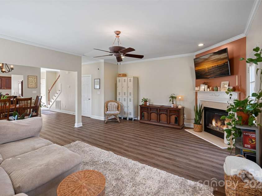 653 Camrose Circle, Concord, NC 28025.  MLS# CAR4224095, YatesRealty ID 8112. 