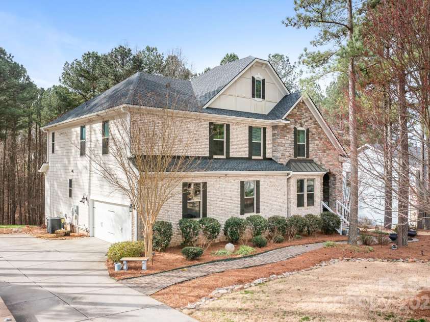 147 Belfry Loop, Mooresville, NC 28117.  MLS# CAR4232768, YatesRealty ID 8113. 