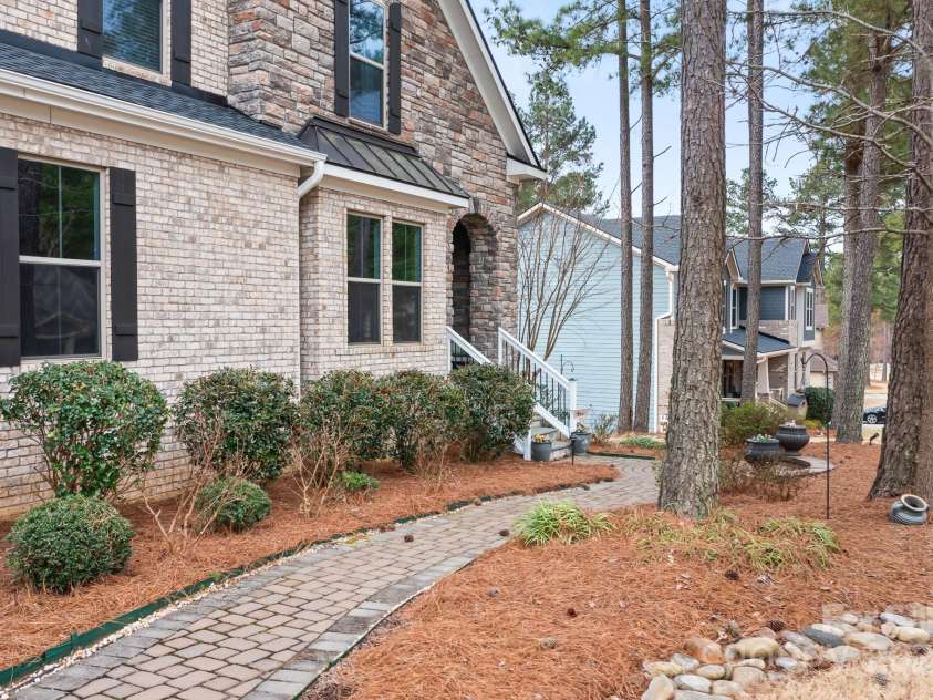 147 Belfry Loop, Mooresville, NC 28117.  MLS# CAR4232768, YatesRealty ID 8113. 