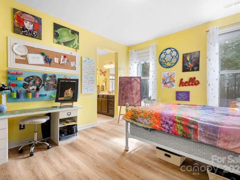 147 Belfry Loop, Mooresville, NC 28117.  MLS# CAR4232768, YatesRealty ID 8113. 