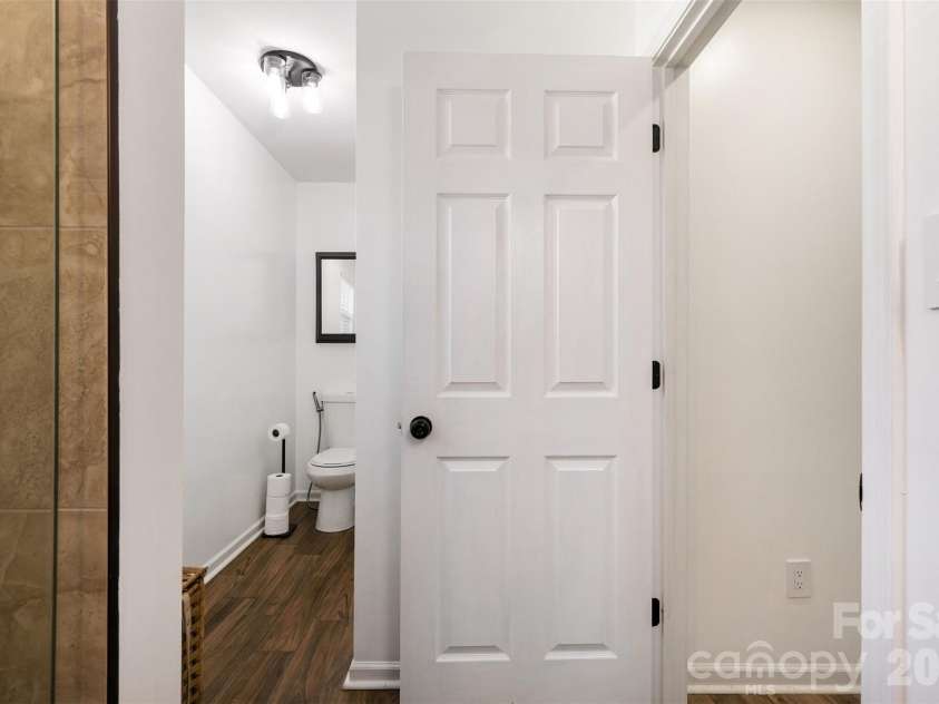 2519 Saluda Drive, Gastonia, NC 28054.  MLS# CAR4363501, YatesRealty ID 8114. 