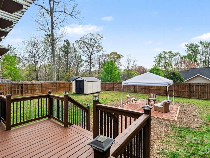 2519 Saluda Drive, Gastonia, NC 28054.  MLS# CAR4363501, YatesRealty ID 8114. 