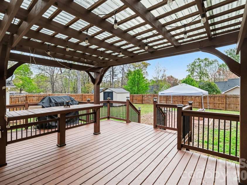 2519 Saluda Drive, Gastonia, NC 28054.  MLS# CAR4363501, YatesRealty ID 8114. 