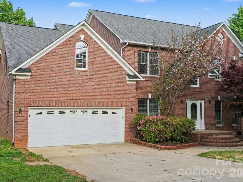 125 Pointer Court, Concord, NC 28025.  MLS# CAR4363725, YatesRealty ID 8115. 