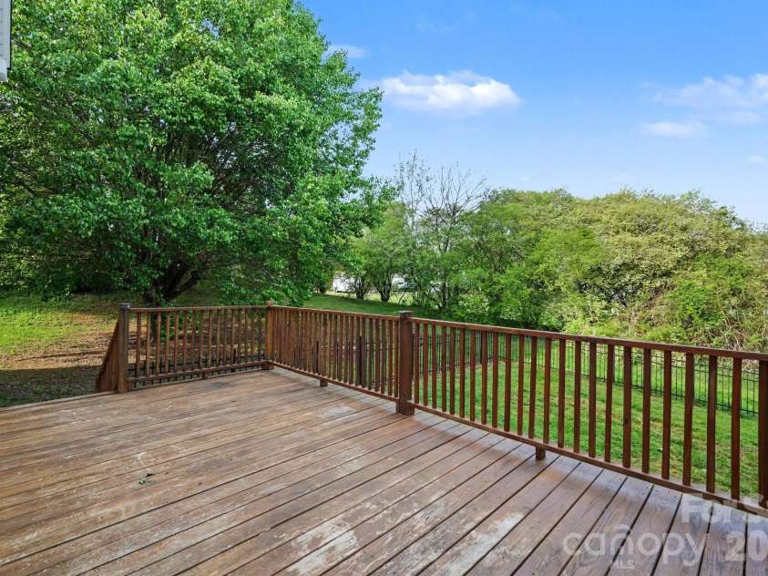 125 Pointer Court, Concord, NC 28025.  MLS# CAR4363725, YatesRealty ID 8115. 