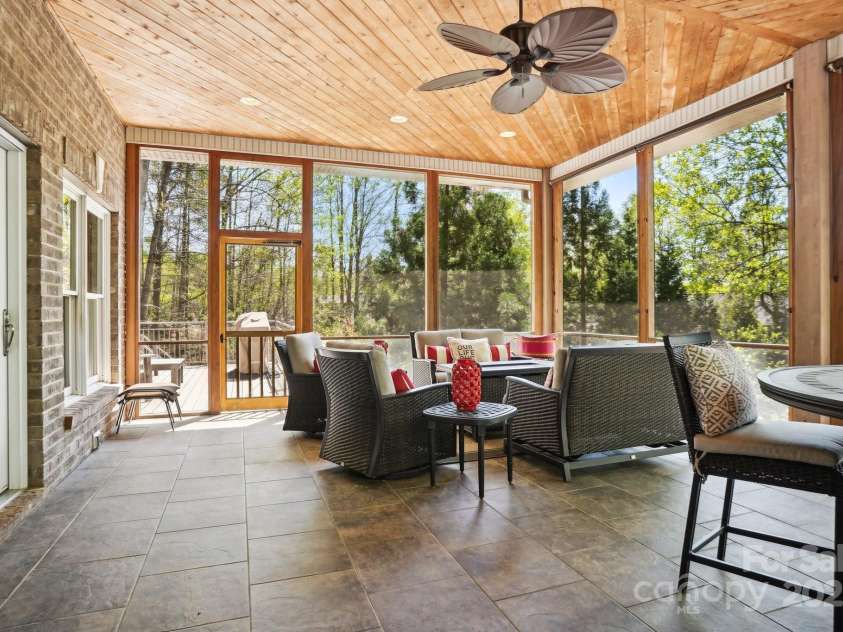 167 Maple View Drive, Troutman, NC 28166.  MLS# CAR4239127, YatesRealty ID 8115. 