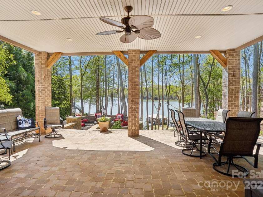 167 Maple View Drive, Troutman, NC 28166.  MLS# CAR4239127, YatesRealty ID 8115. 