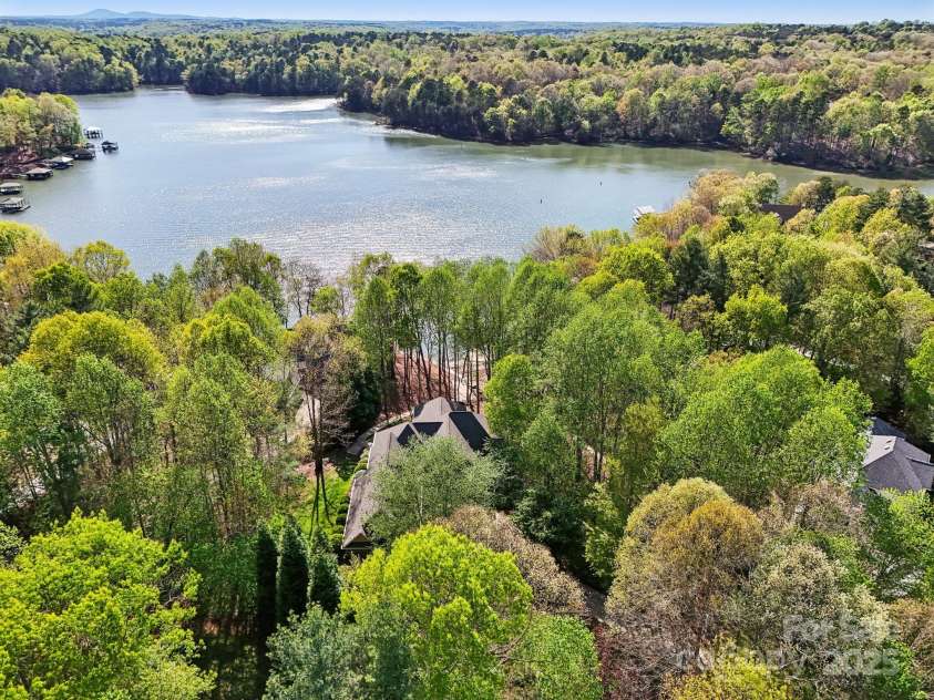 167 Maple View Drive, Troutman, NC 28166.  MLS# CAR4239127, YatesRealty ID 8115. 