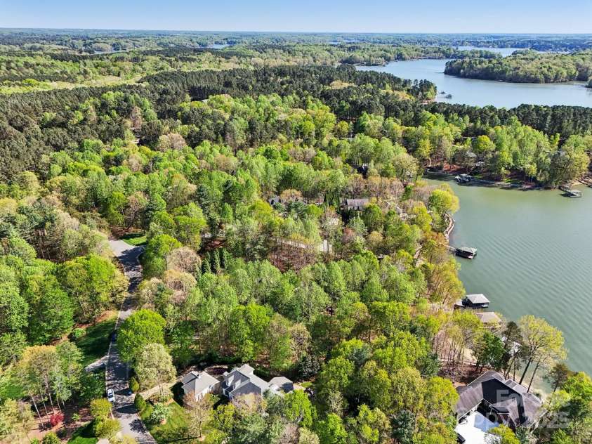 167 Maple View Drive, Troutman, NC 28166.  MLS# CAR4239127, YatesRealty ID 8115. 