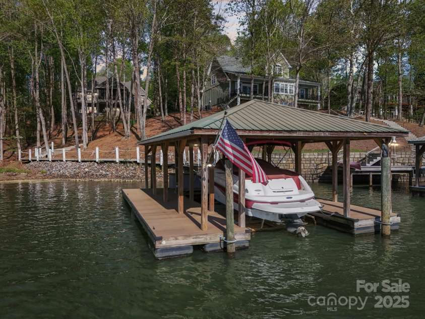 167 Maple View Drive, Troutman, NC 28166.  MLS# CAR4239127, YatesRealty ID 8115. 