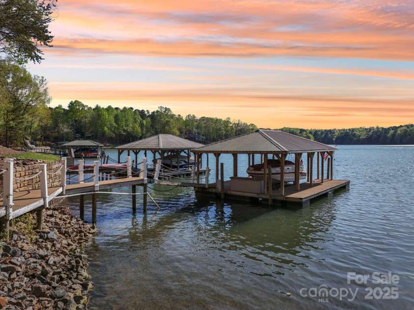 167 Maple View Drive, Troutman, NC 28166.  MLS# CAR4239127, YatesRealty ID 8115. 
