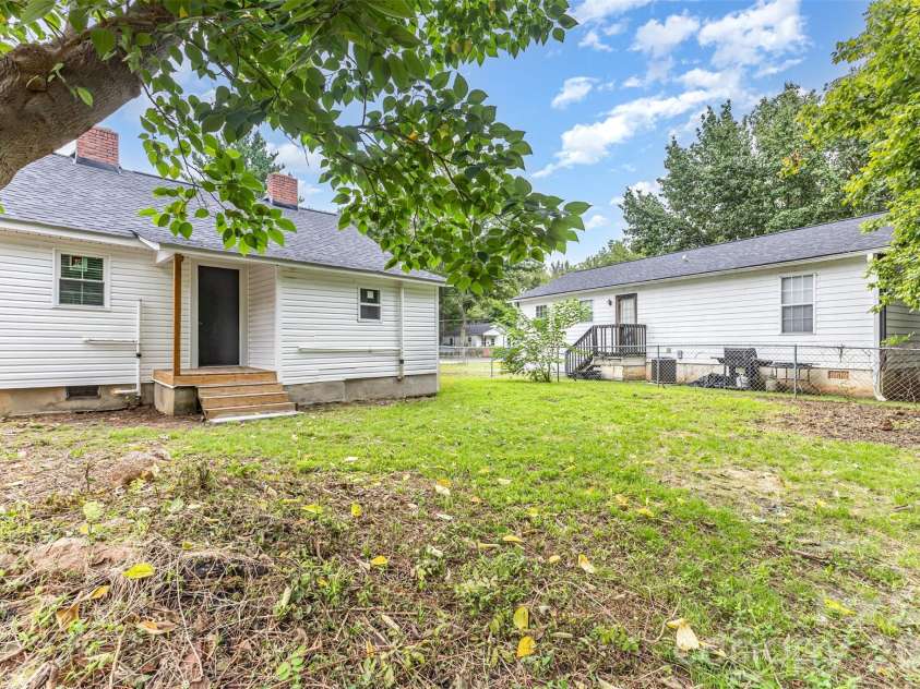 664 Simpson Street, Rock Hill, SC 29730.  MLS# CAR4364805, YatesRealty ID 8116. 