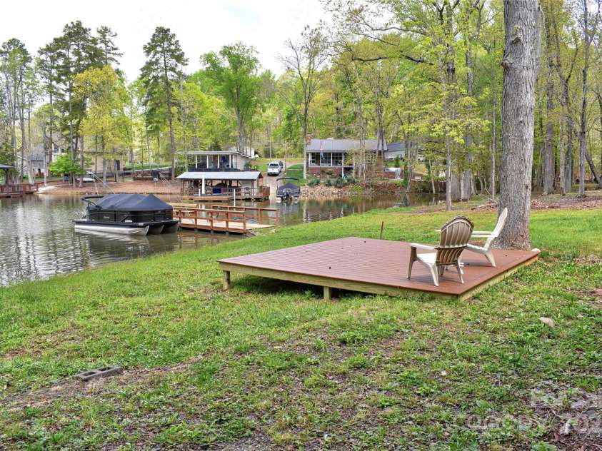 139 Sanford Lane, Badin Lake, NC 28127.  MLS# CAR4246223, YatesRealty ID 8117. 