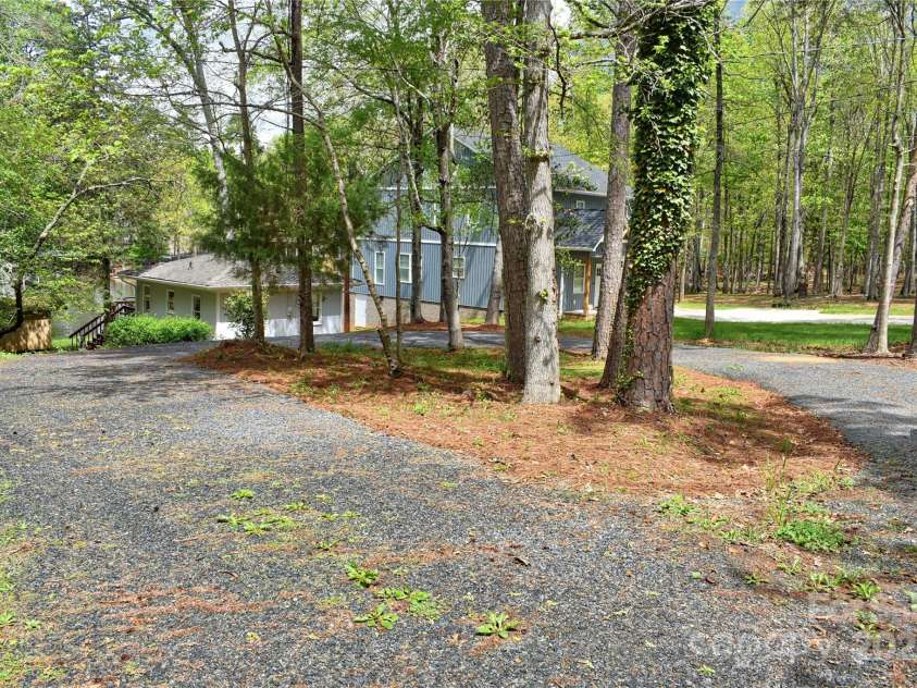 139 Sanford Lane, Badin Lake, NC 28127.  MLS# CAR4246223, YatesRealty ID 8117. 