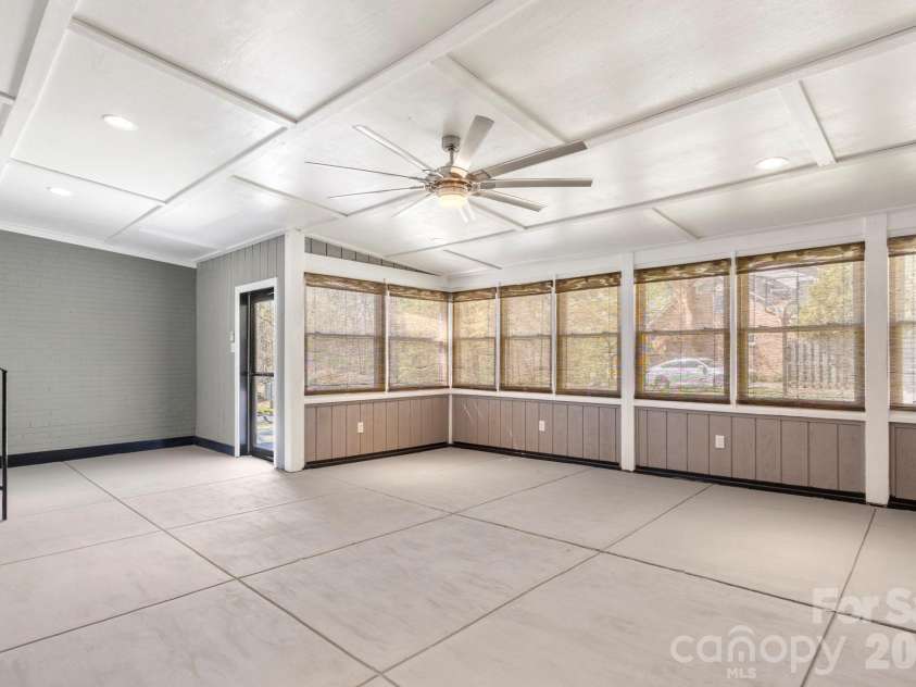 6116 Old Providence Road, Charlotte, NC 28226.  MLS# CAR4363189, YatesRealty ID 8118. 