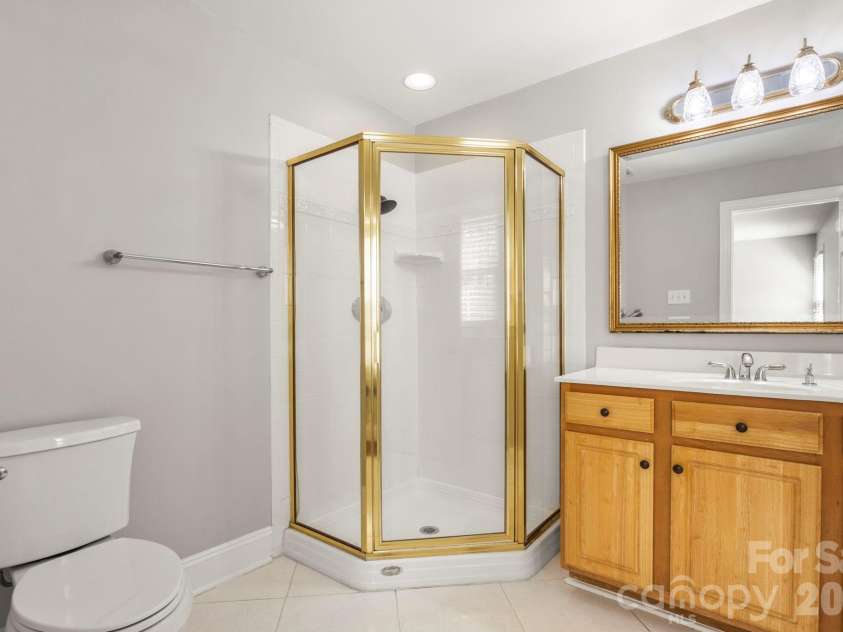 6116 Old Providence Road, Charlotte, NC 28226.  MLS# CAR4363189, YatesRealty ID 8118. 