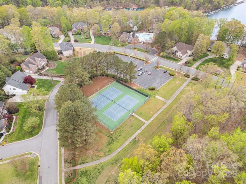 1713 Mt Isle Harbor Drive, Charlotte, NC 28214.  MLS# CAR4247836, YatesRealty ID 8119. 