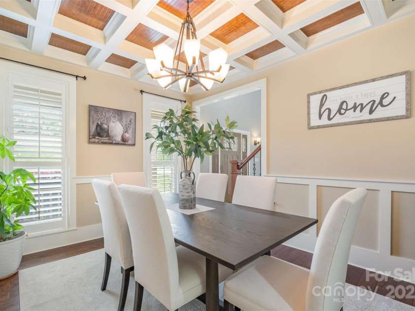 1713 Mt Isle Harbor Drive, Charlotte, NC 28214.  MLS# CAR4247836, YatesRealty ID 8119. 