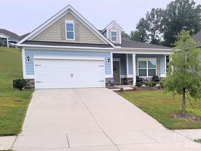 343 Ox Bow Circle, Mount Holly, NC 28120.  MLS# CAR4363582, YatesRealty ID 8119. 
