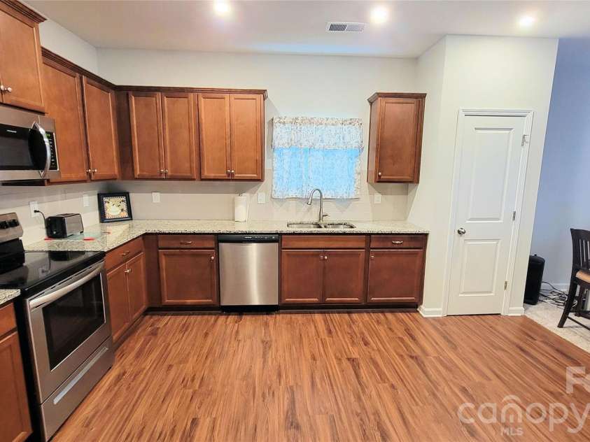 343 Ox Bow Circle, Mount Holly, NC 28120.  MLS# CAR4363582, YatesRealty ID 8119. 
