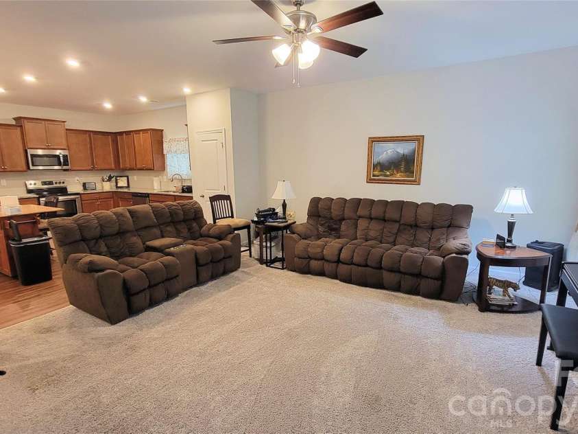 343 Ox Bow Circle, Mount Holly, NC 28120.  MLS# CAR4363582, YatesRealty ID 8119. 